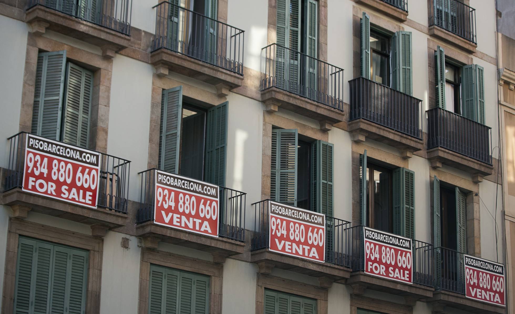 La compraventa de viviendas se estancó en septiembre, según la estadística notarial